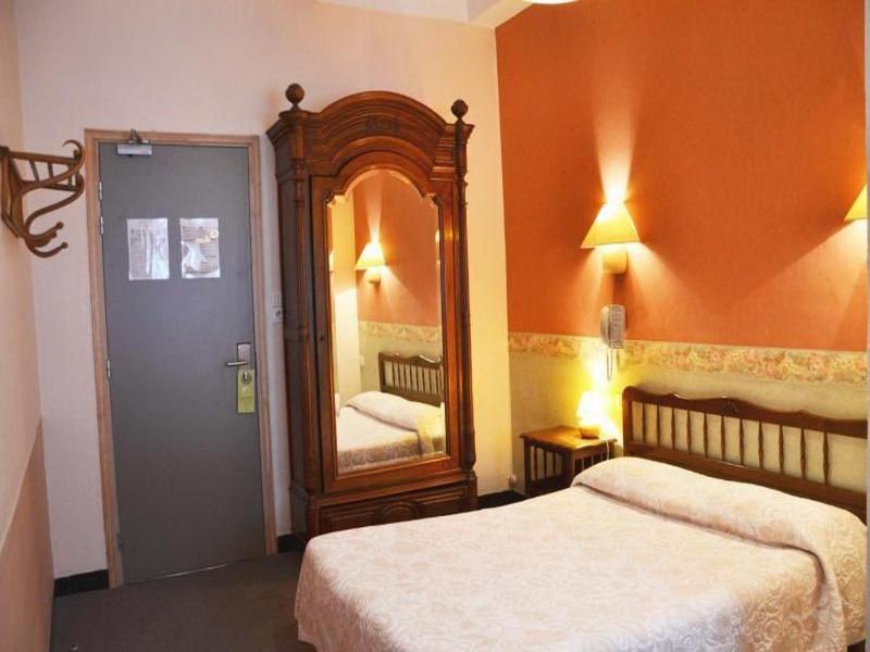 Hotel Toppin Cavaillon Esterno foto